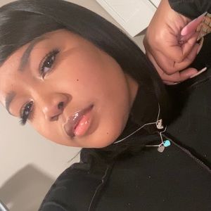 Meet your Posher, Amani